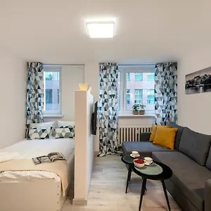 https://shortstaypoland-liska-b88.warsawhotelspoland.com